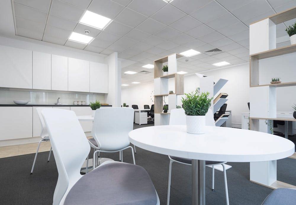 1276 to 2590 Sq Ft, 43 London Wall, London, EC2M - Available, Image 2