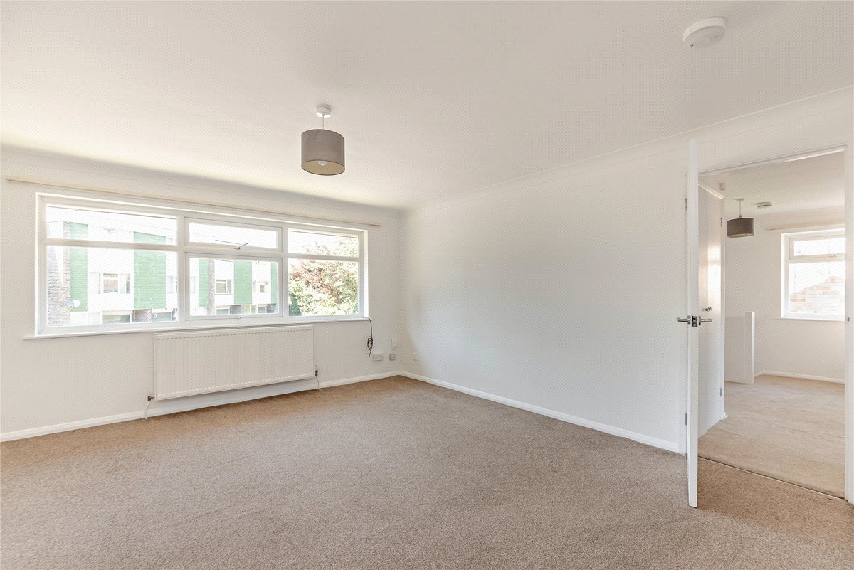 2 bedroom Maisonette, Speen, Newbury, RG14 - Sold STC, Image 4