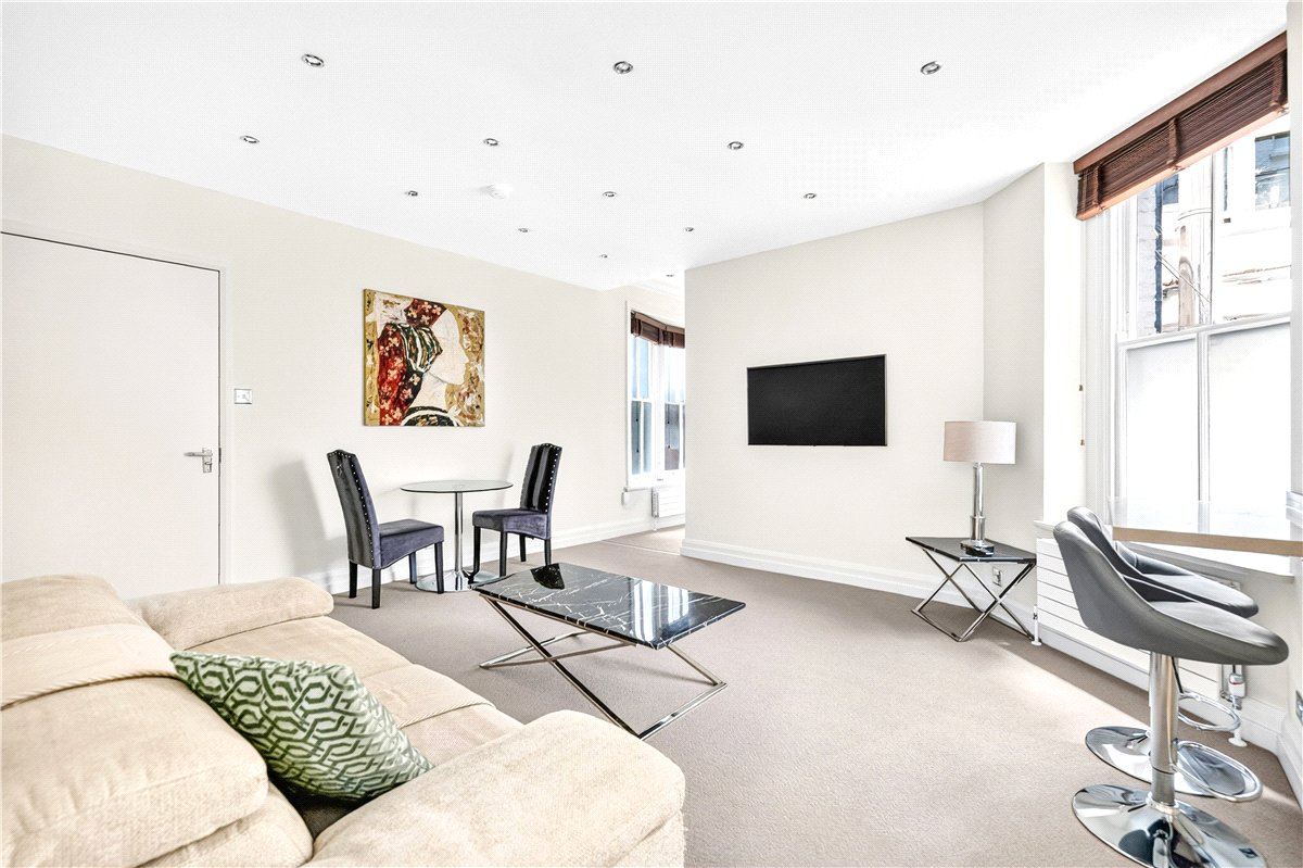 2 bedroom Flat, Basil Street, Knightsbridge, SW3 - Available