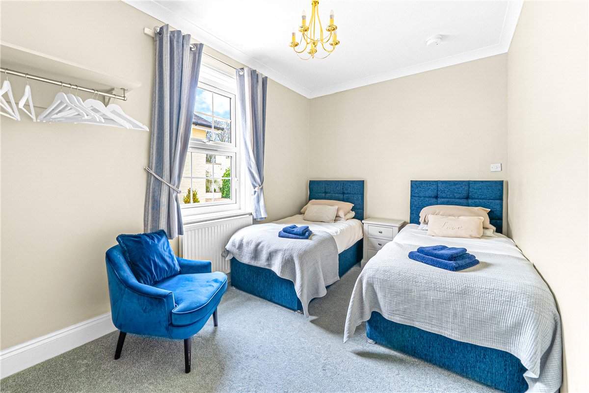 18 bedroom House, Wold Road, Nafferton, YO25 - Available, Image 42