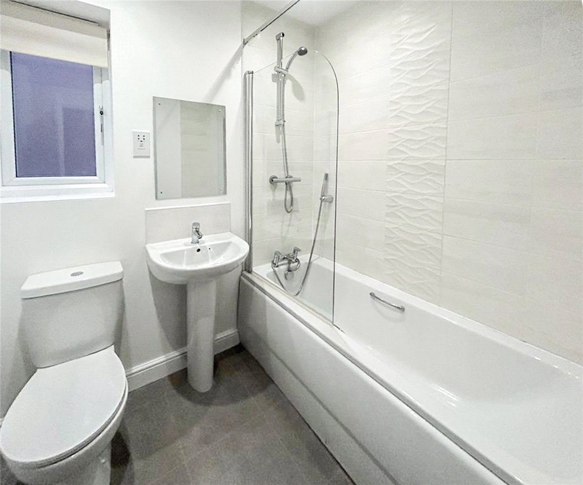 3 bedroom House, Harper Hill Gardens, Bircotes, DN11 - Let Agreed, Image 5