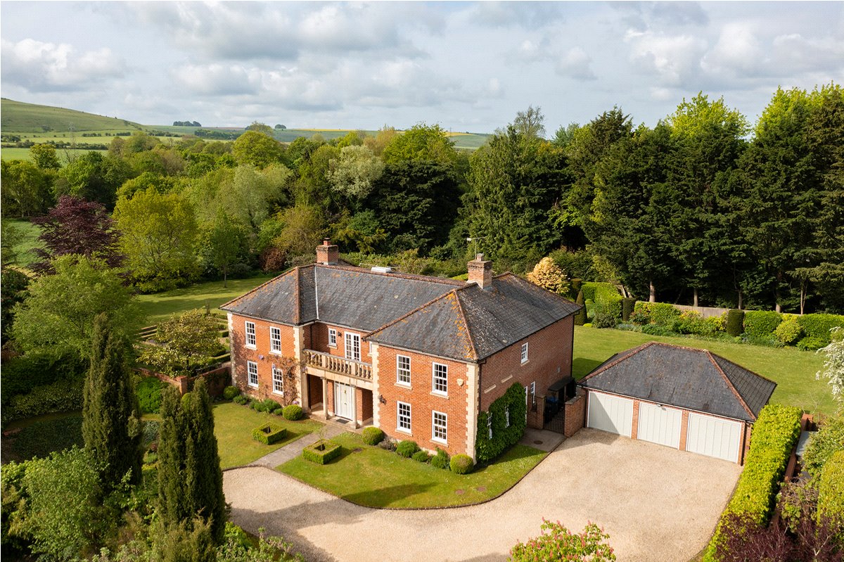 6 bedroom House, Milton Lilbourne, Pewsey, SN9 - Sold STC
