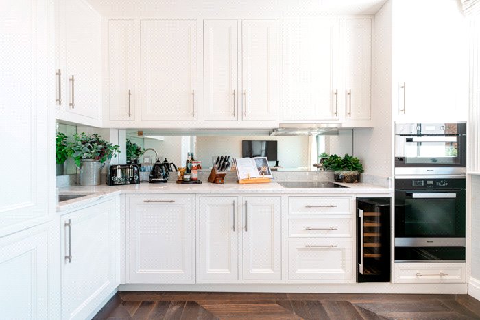 2 bedroom Flat, Prince of Wales Terrace, London, W8 - Available, Image 2