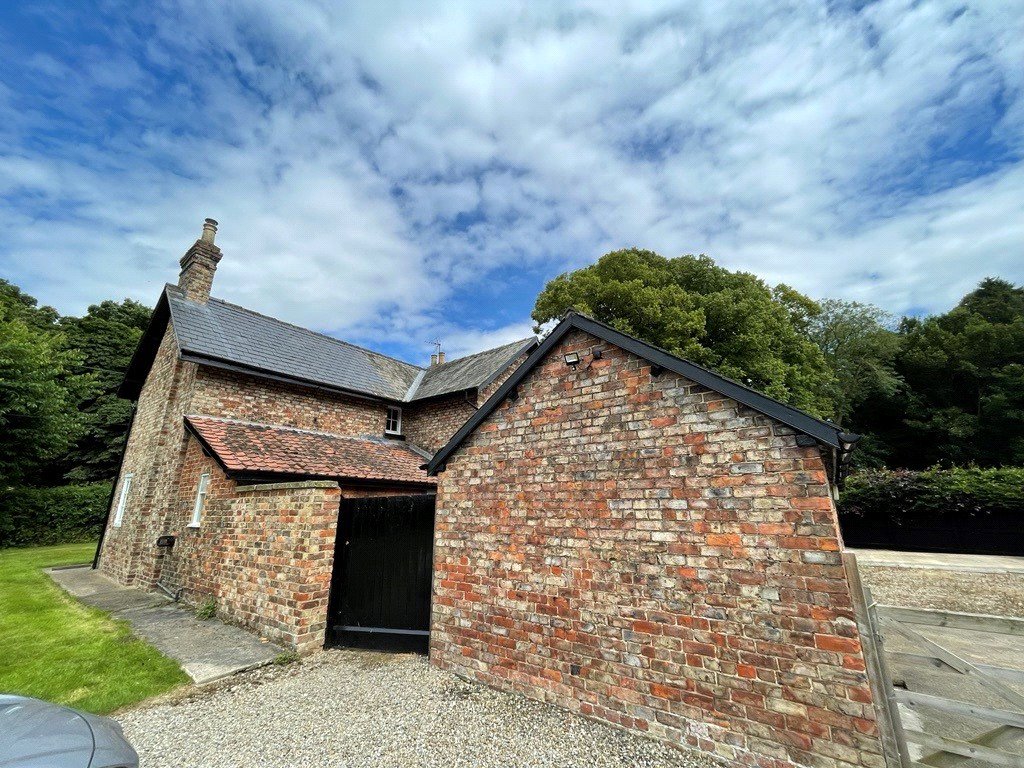 4 bedroom Cottage, Wintringham, Malton, YO17 - Under Offer, Image 3