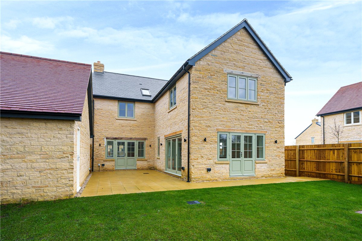 4 bedroom House, Southfields, Weston-on-the-Green, OX25 - Sold STC, Image 12