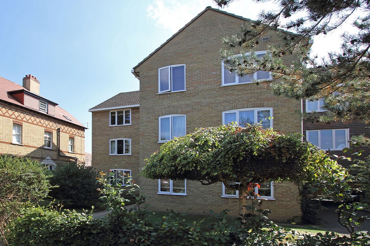 2 bedroom Flat, Hernes Road, Oxford, OX2 - 