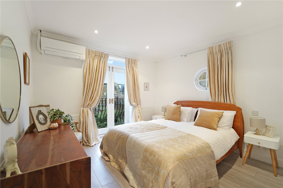 5 bedroom House, Inglethorpe Street, London, SW6 - Available, Image 9