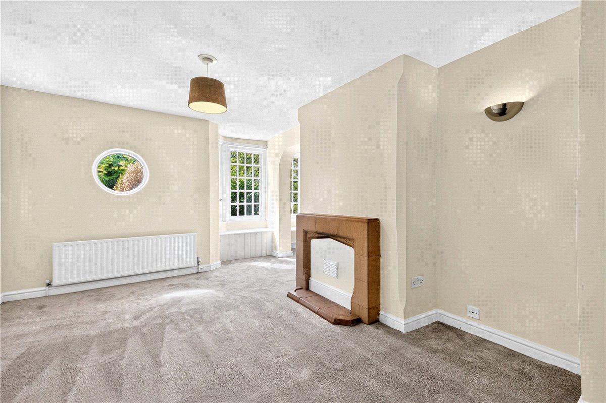 4 bedroom House, Red Lane, Burton Green, CV8 - Available, Image 4