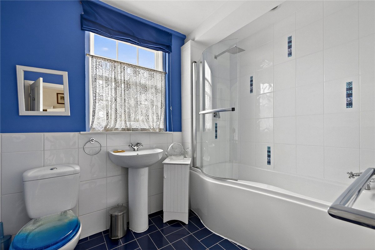 7 bedroom House, Bridge Street, Hungerford, RG17 - Available, Image 17