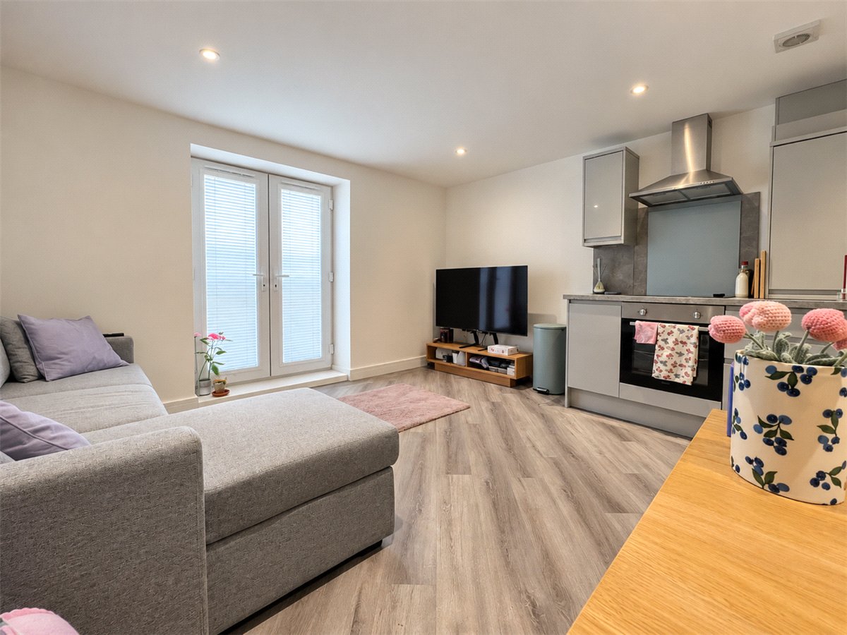 1 bedroom Flat, New Lane, Havant, PO9 - , Image 1
