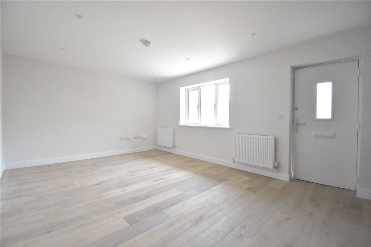 1 bedroom Flat, Water Lane, Cambridge Road, CB24 - 