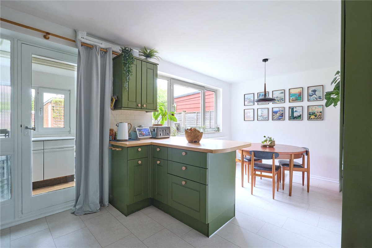 3 bedroom House, St. Thomas Close, Comberton, CB23 - Sold, Image 9