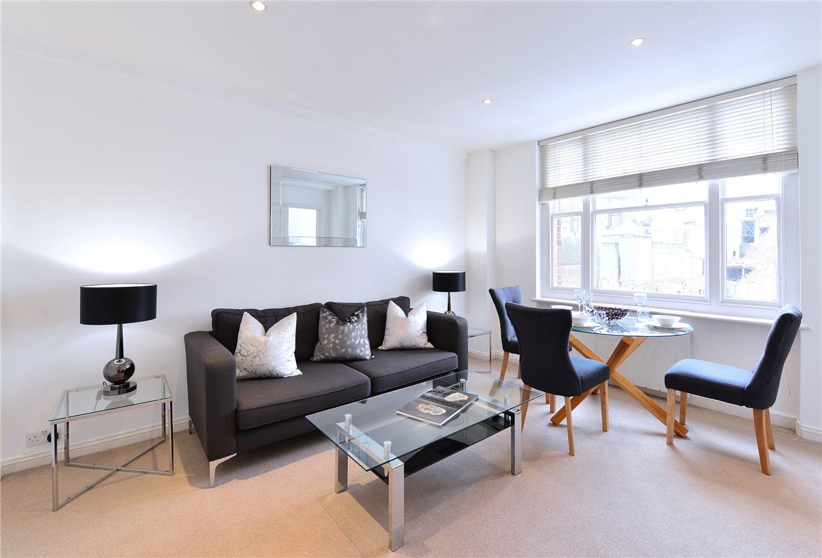 1 bedroom Flat, Hill Street, Mayfair, W1J - Available