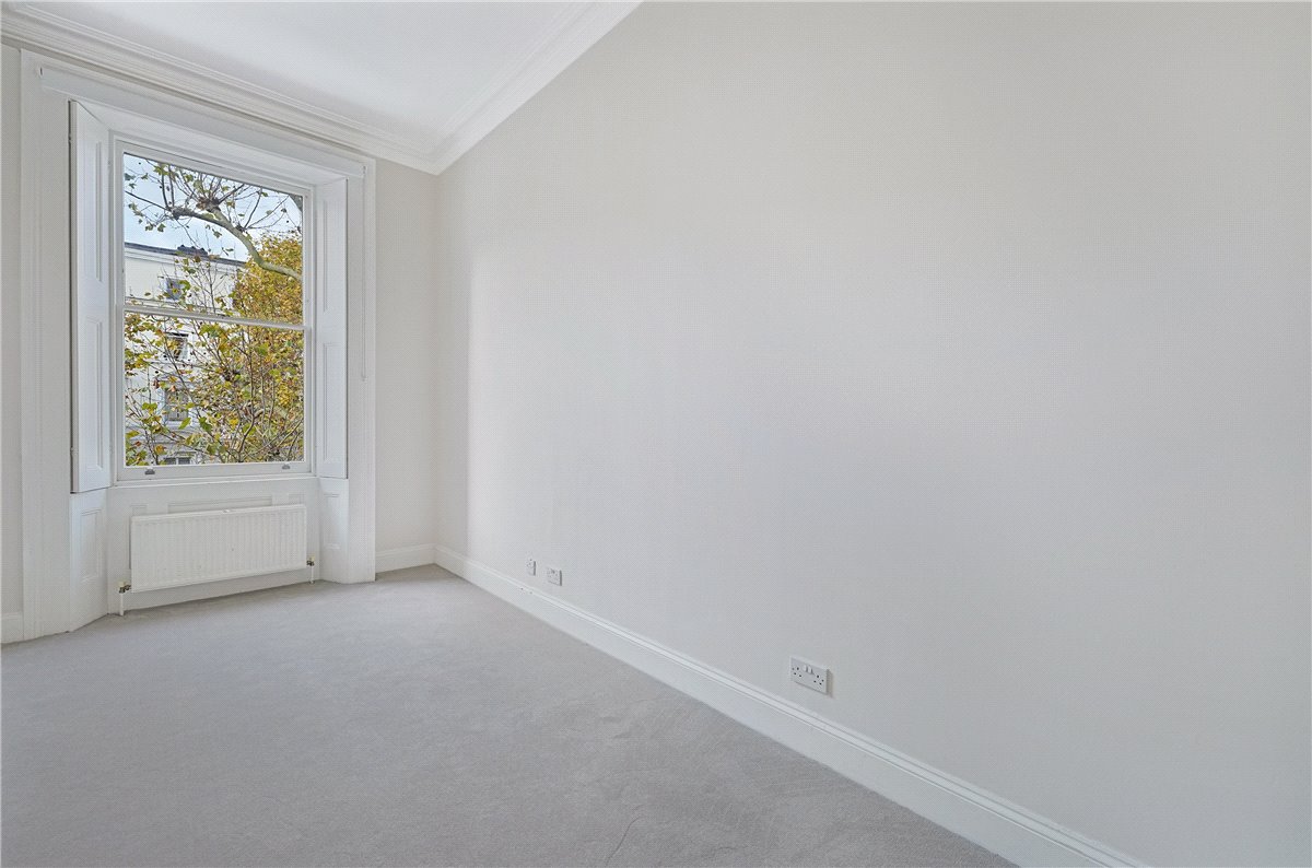 3 bedroom Flat, Queens Gate, Kensington, SW7 - Available, Image 12