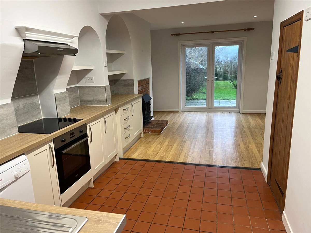 4 bedroom House, Sydmonton, Burghclere, RG20 - Available, Image 17