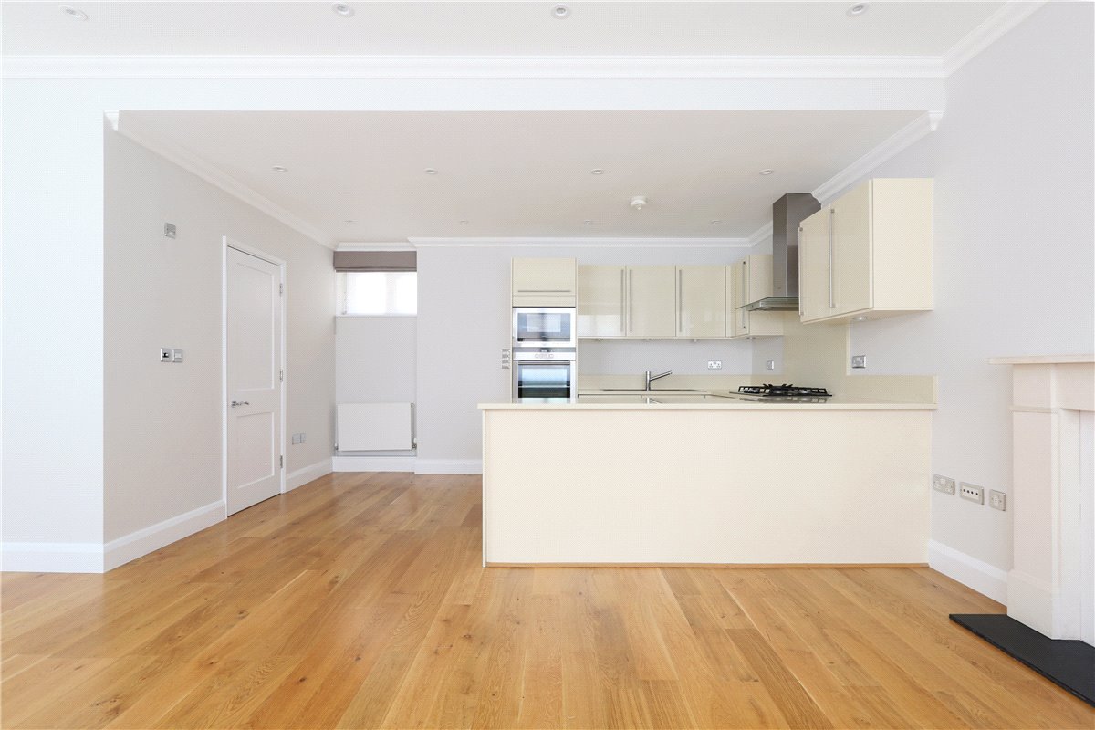 2 bedroom House, Gloucester Place Mews, Marylebone, W1U - Available, Image 4