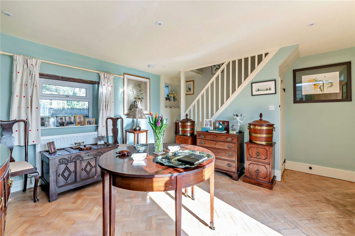5 bedroom House, Burys Bank Road, Crookham Common, RG19 - Available, Image 10