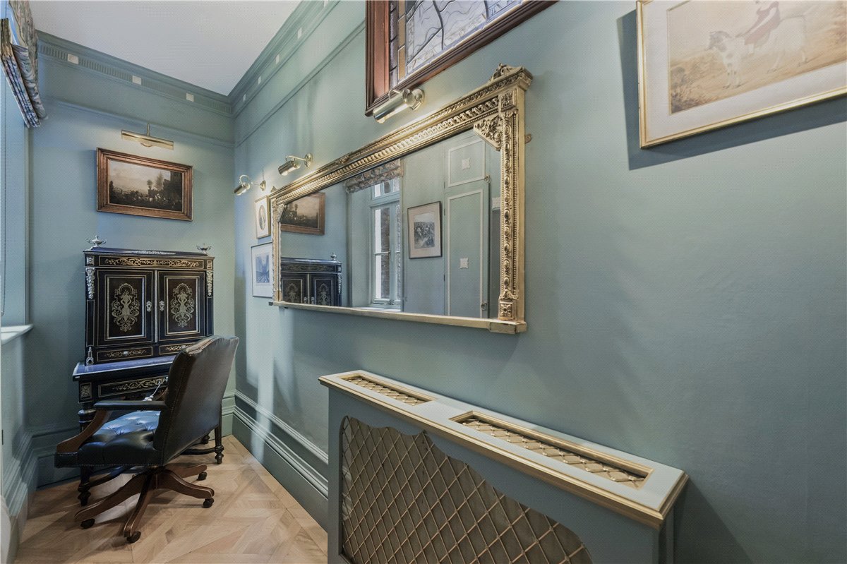 2 bedroom Flat, Pembridge Square, Notting Hill Gate, W2 - Available, Image 14