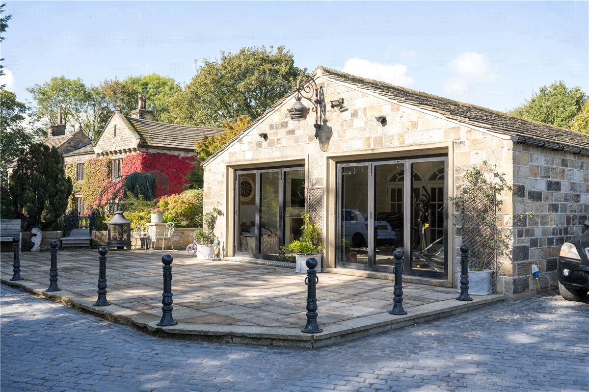 4 bedroom House, Manor House, Keeper Lane, BD4 - Available, Image 9