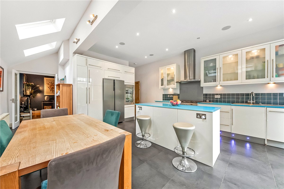 5 bedroom House, Hosack Road, London, SW17 - Available, Image 8