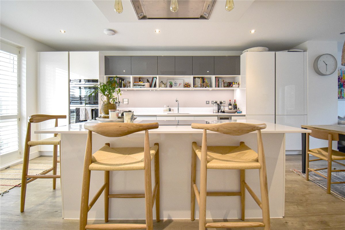 4 bedroom House, Knightly Avenue, Cambridge, CB2 - , Image 13