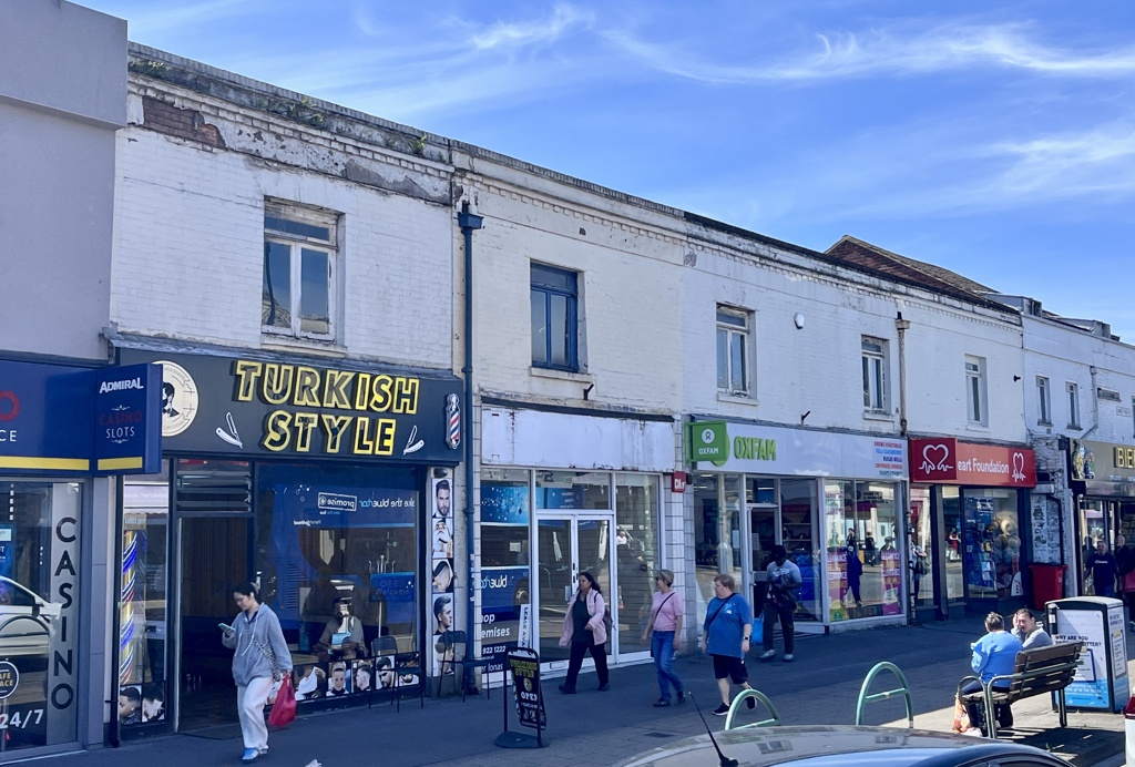 1152 Sq Ft, 74 Shirley High Street, Southampton, SO15 - Available