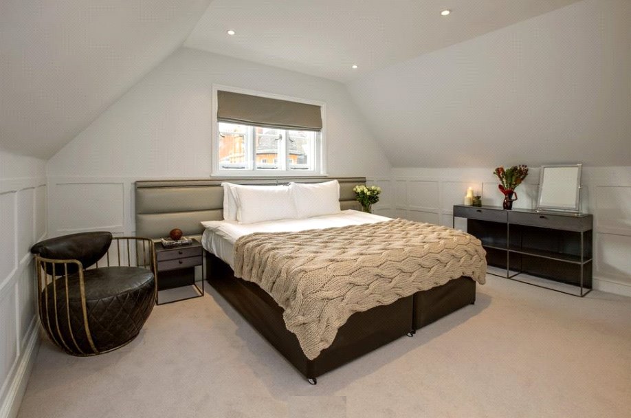 4 bedroom Flat, North Audley Street, London, W1K - Available, Image 3