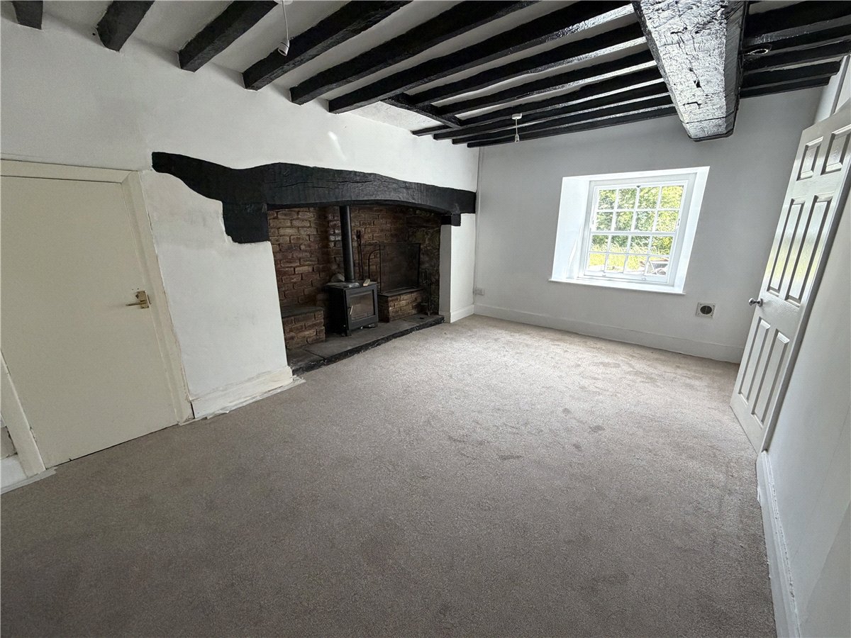 4 bedroom House, Mochdre Road, Colwyn Bay, LL28 - Available, Image 2