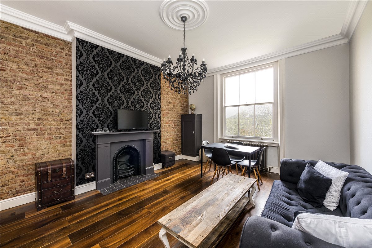 2 bedroom Flat, Warrington Crescent, Maida Vale, W9 - 