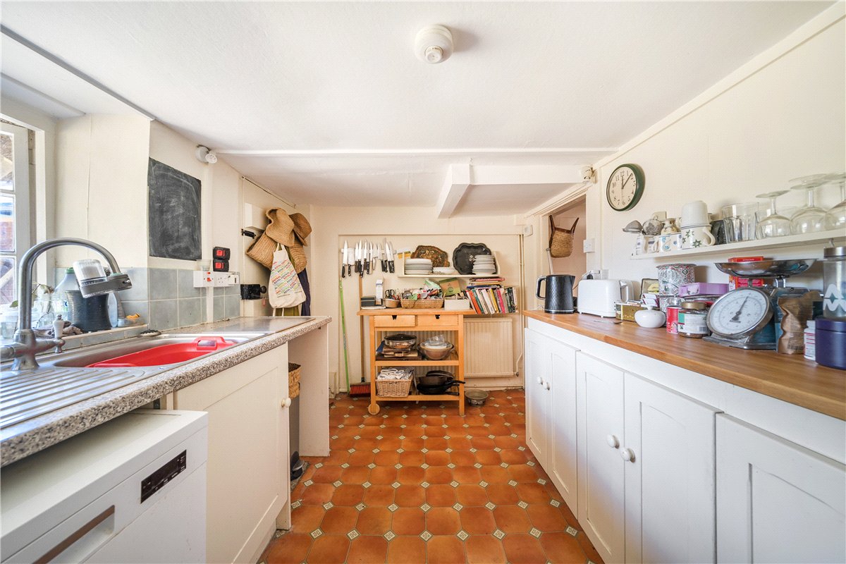 3 bedroom House, East Kennett, Marlborough, SN8 - Available, Image 3