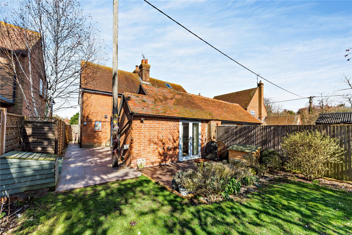 3 bedroom House, Churchway, West Ilsley, RG20 - Available