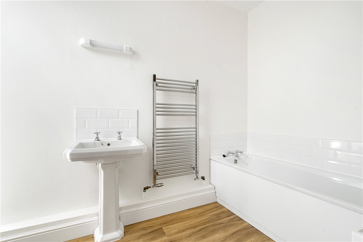 4 bedroom House, Bottom House Farm Lane, Chalfont St. Giles, HP8 - Available, Image 30