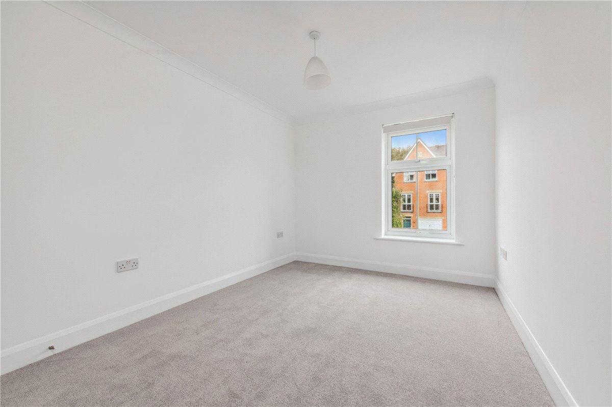 2 bedroom Flat, Coxs Ground, Oxford, OX2 - , Image 13