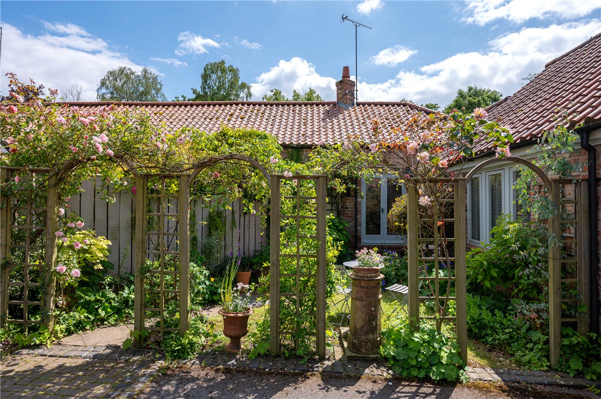 2 bedroom House, Sand Hutton Court, Sand Hutton, YO41 - Sold, Image 14