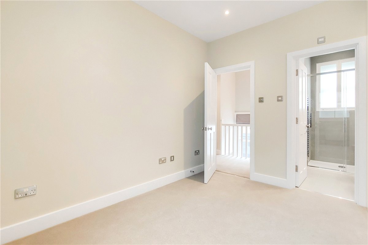 2 bedroom House, Montagu Mews South, Marylebone, W1H - Available, Image 6
