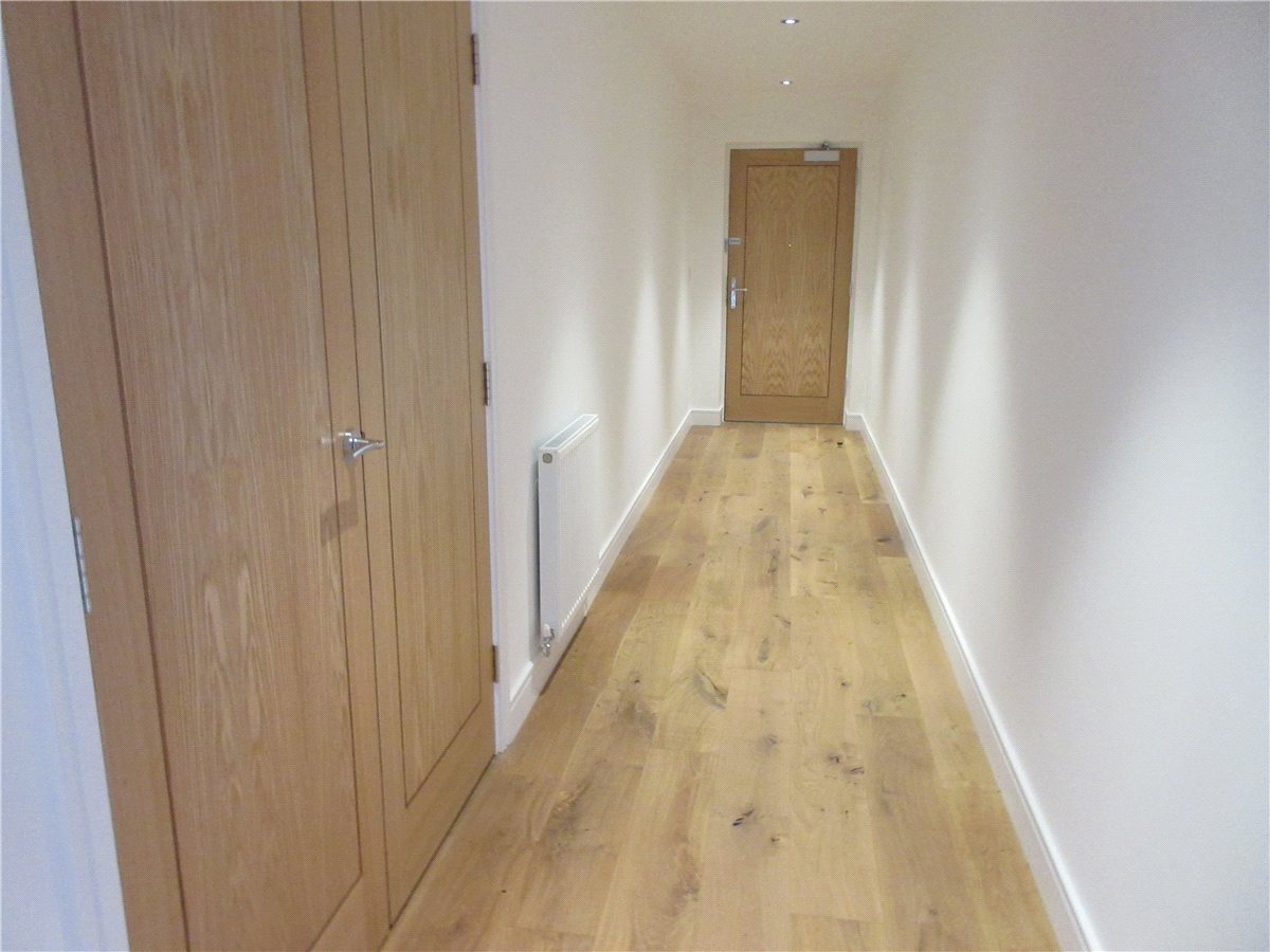 1 bedroom Flat, Southmead House, Kingman Way, RG14 - , Image 5
