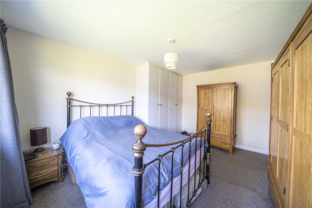 3 bedroom House, Nelson Close, Stockbridge, SO20 - Available, Image 5