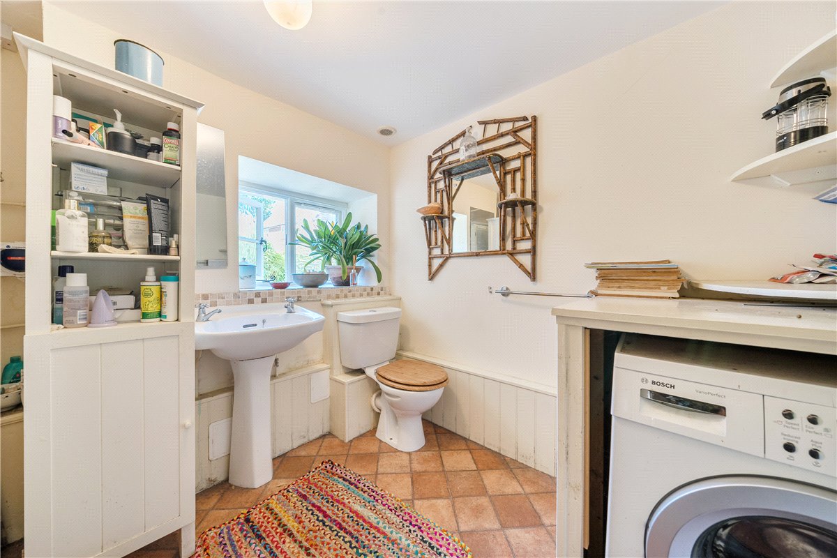 3 bedroom House, East Kennett, Marlborough, SN8 - Available, Image 9