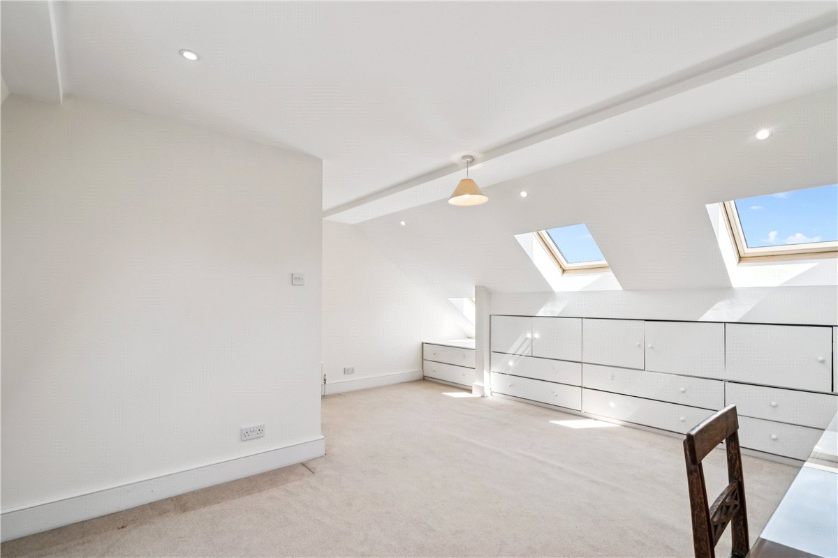 4 bedroom House, Finlay Street, London, SW6 - Available, Image 22