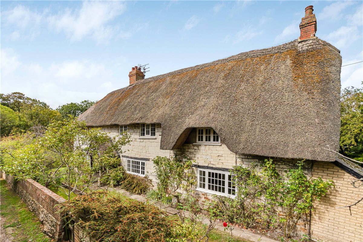 6 bedroom House, Cues Lane, Bishopstone, SN6 - Available, Image 18