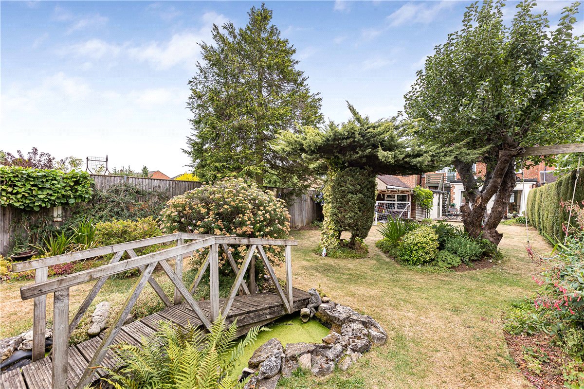 4 bedroom House, The Garth, Yarnton, OX5 - Available, Image 17