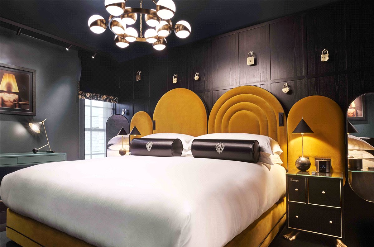 2 bedroom Flat, Denmark Place, London, WC2H - Available, Image 3