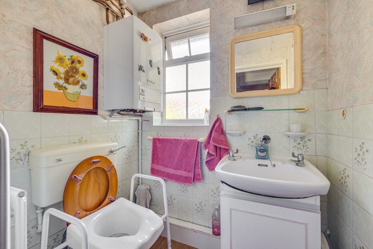 2 bedroom House, Barnes Avenue, London, SW13 - Sold STC, Image 11