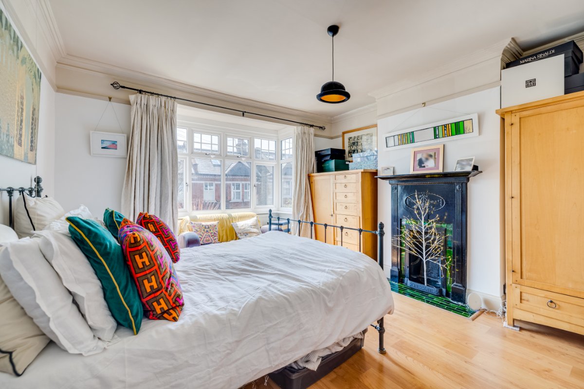 4 bedroom House, Kingsway, London, SW14 - Available, Image 11