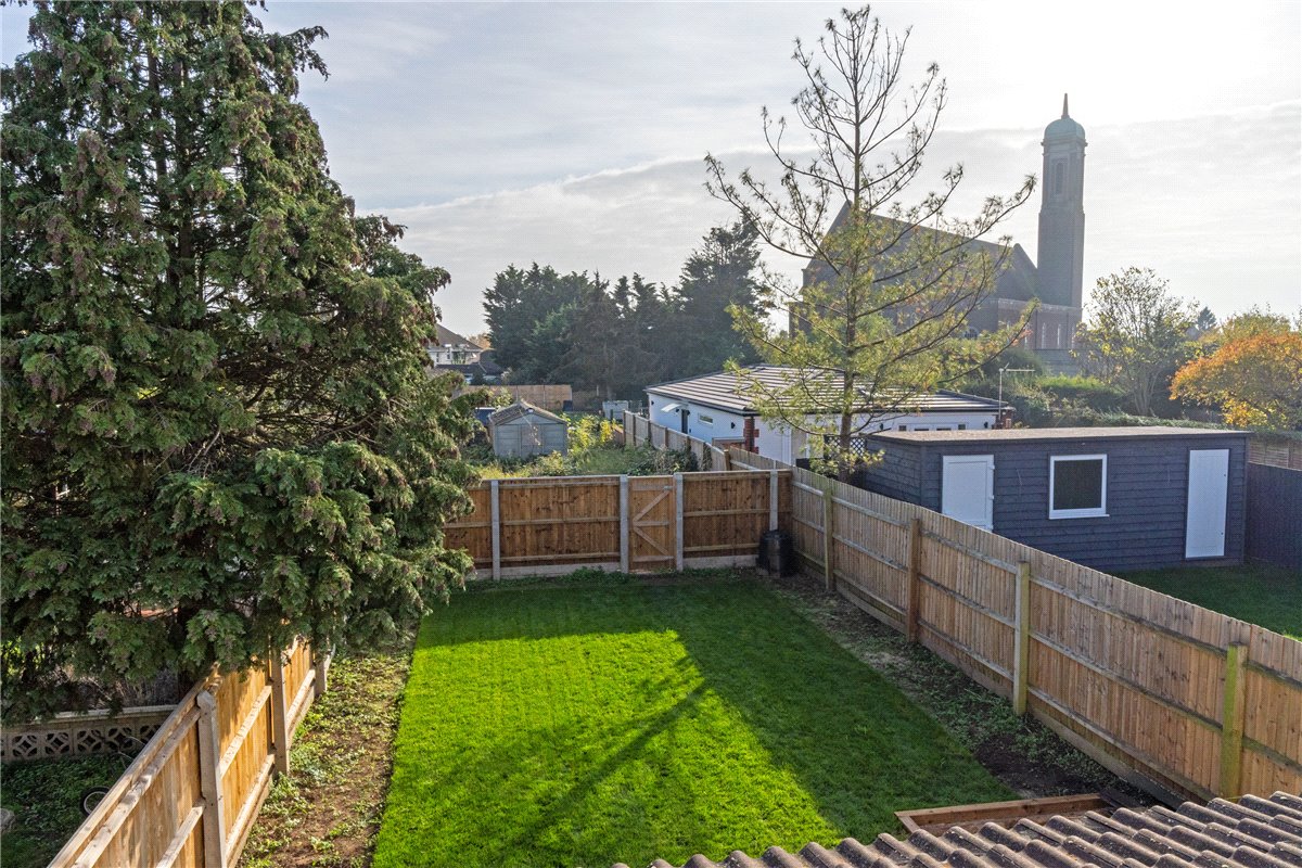 3 bedroom House, Milton Road, Cambridge, CB4 - Sold, Image 2