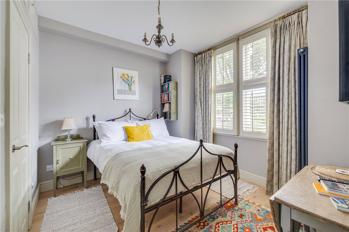 2 bedroom Flat, Trentham Street, London, SW18 - Sold, Image 5