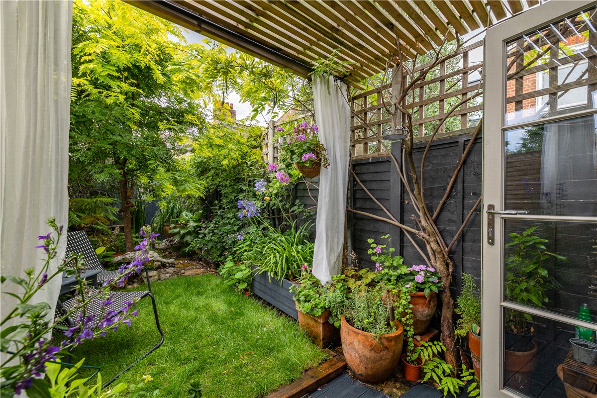 2 bedroom Flat, Trentham Street, London, SW18 - Sold, Image 5