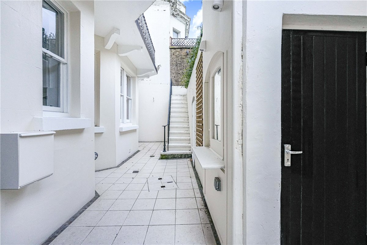 3 bedroom Flat, Holland Park, London, W11 - Available, Image 23