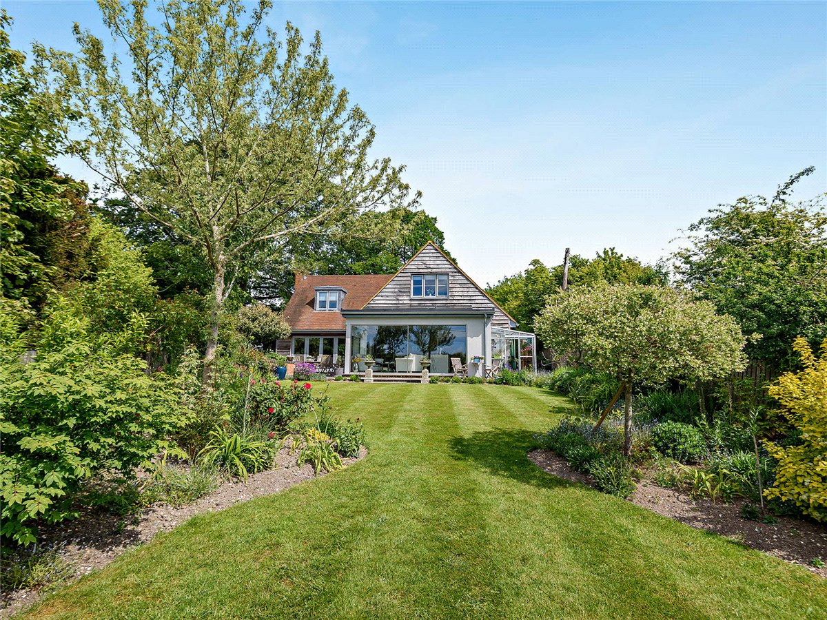 3 bedroom House, Fox's Lane, Kingsclere, RG20 - Available, Image 20
