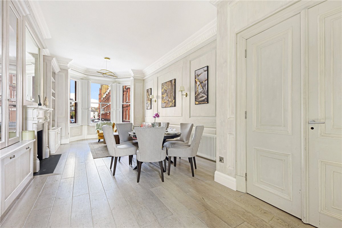 3 bedroom Flat, Rosary Gardens, South Kensington, SW7 - Available, Image 3
